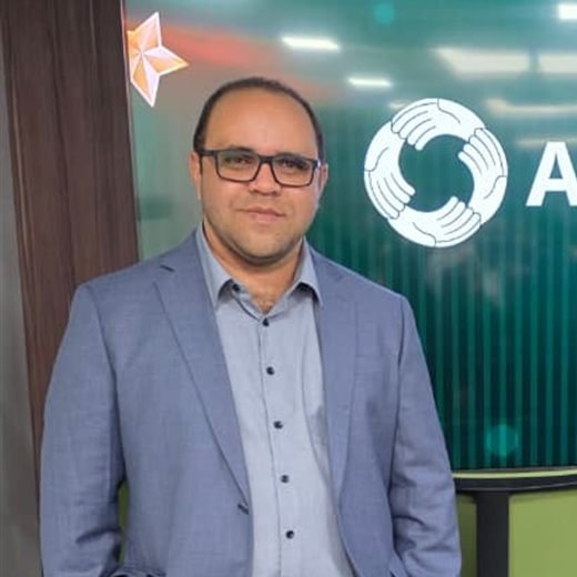 Edmir Mário de Carvalho, fundador da Emcsoft e criador do SysClass
